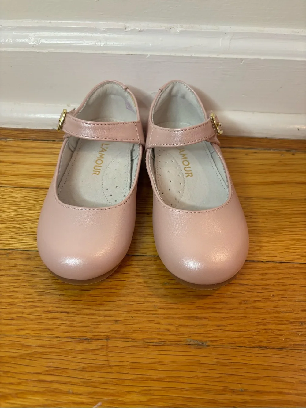 L’amour rose Mary Jane’s toddler girls size 8